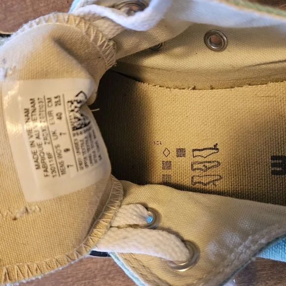 Converse ALL- Star women's size 9  mens 7 - Picture 3 of 5